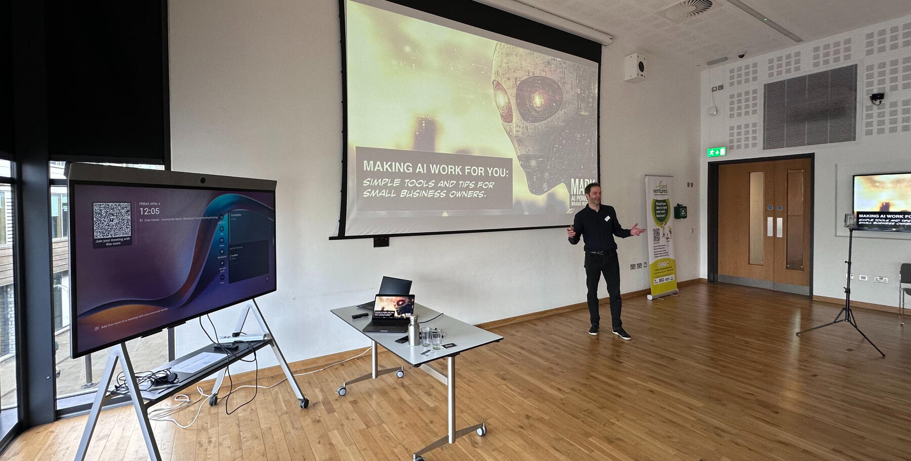 Mark Horton Keynote Talk at a business AI event Mark Horton Presenting